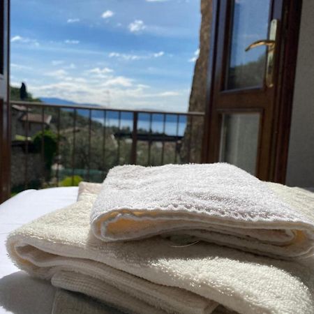 Agora' Home Gardone Riviera Eksteriør bilde