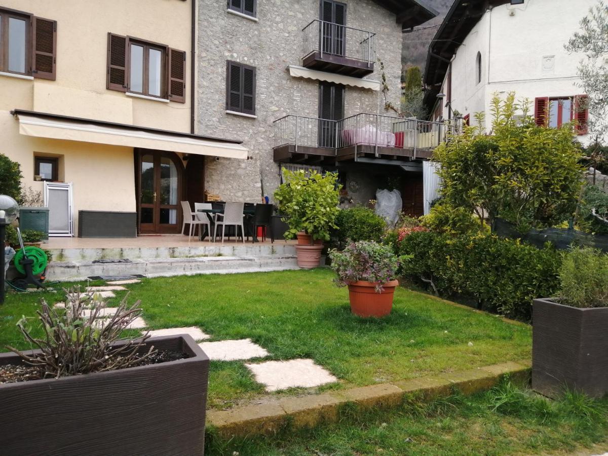 Agora' Home Gardone Riviera Eksteriør bilde